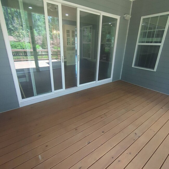 Building Photo - Beautiful 5 bed 4.5 bath in Holly Springs!