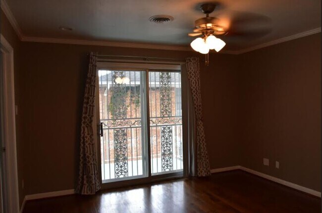 Upstairs Master to balcony - 6042 Averill Way