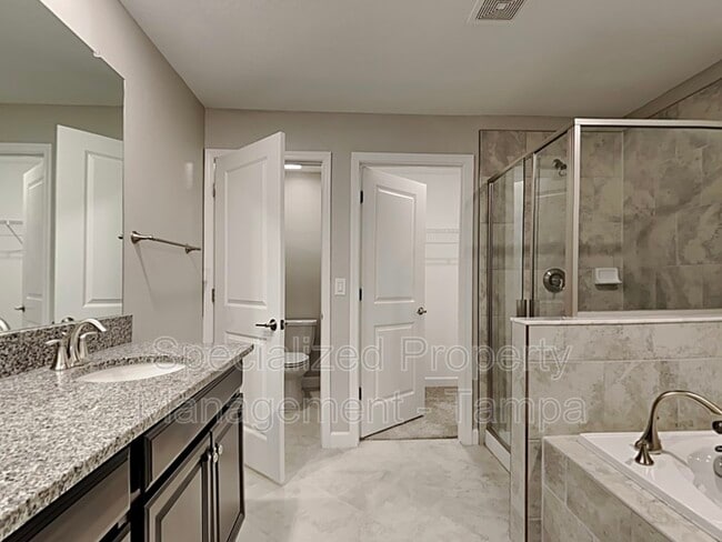 Building Photo - 1318 White Fox Run