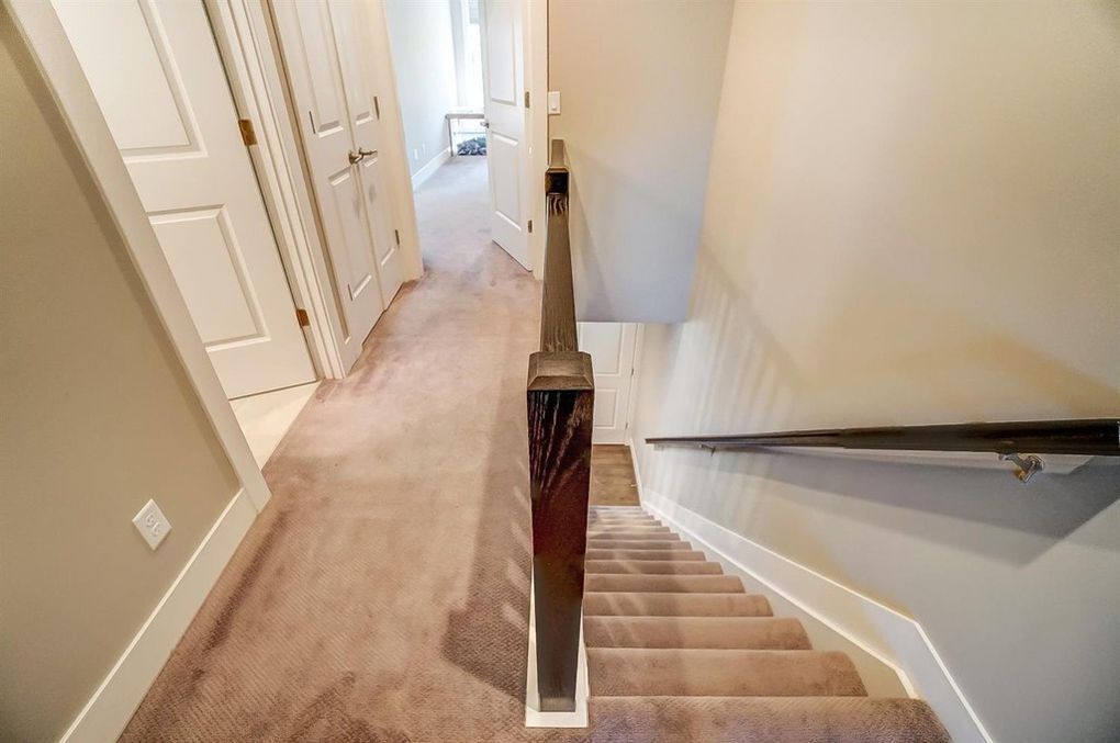 Building Photo - 440 Northern Ave