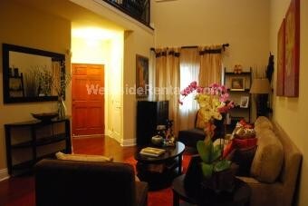 Primary Photo - 1010 N Curson Ave