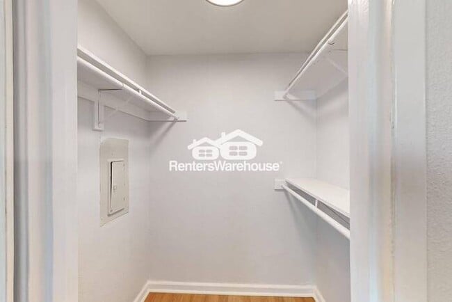 Building Photo - MOVE IN READY - 3BED/2BATH - PLANO, TEXAS