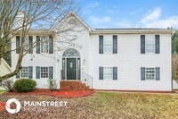 Building Photo - 440 Corbin St