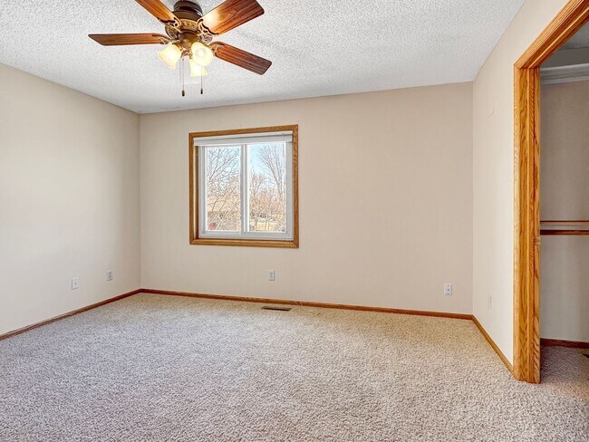 Building Photo - 9125 Prestwick Ct