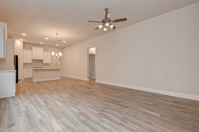 Building Photo - 308 Mullins Ct