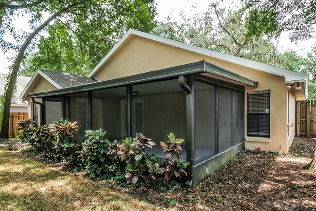 Building Photo - 1045 Piedmont Oaks Dr