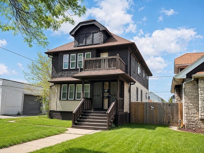 Building Photo - 4023 N 24th Pl