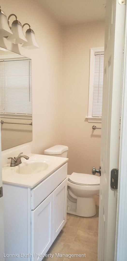 Building Photo - 3 br, 1 bath House - 6930 Riddick St