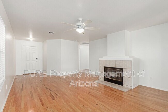 Building Photo - 8132 E Onza Ave