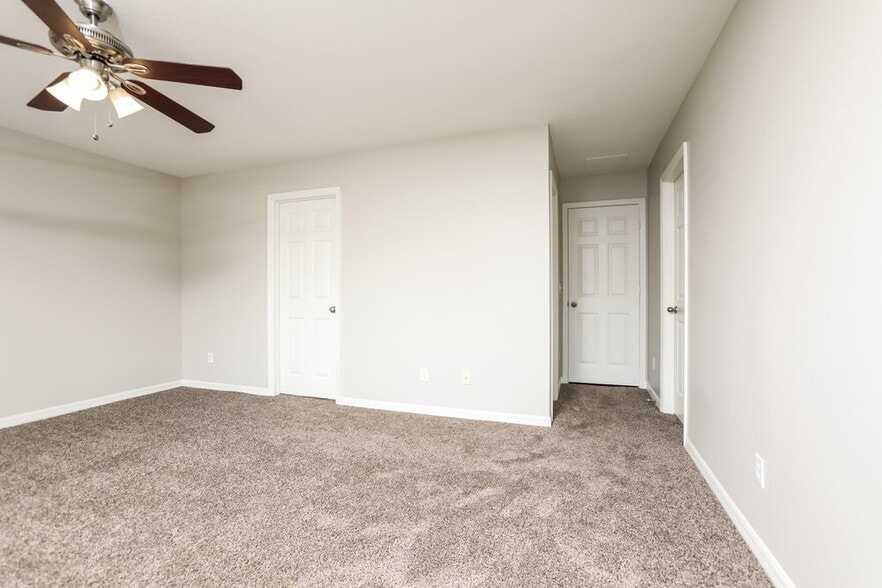 Building Photo - 15640 Perdido Dr