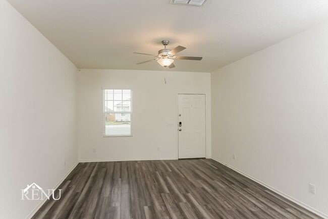 Building Photo - 5222 Dawn Break