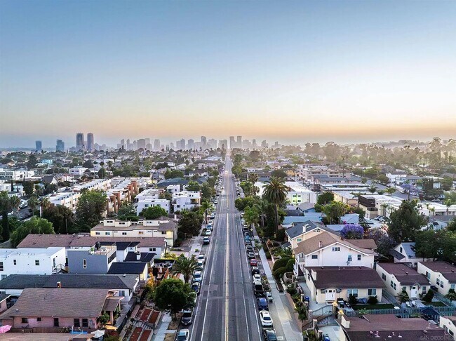 Building Photo - 2945 B. St