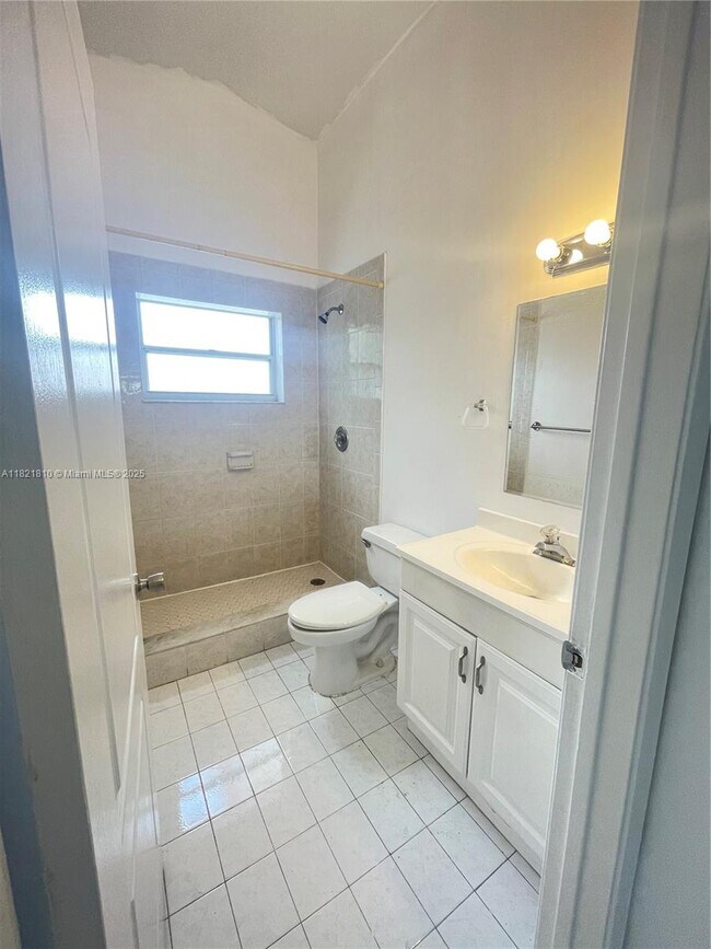Building Photo - 7655 SW 153rd Ct