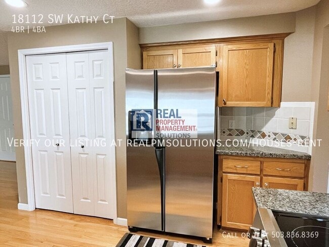 Building Photo - 18112 SW Kathy Ct