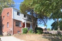 Building Photo - 2728 Hickory St