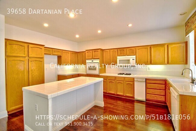 Building Photo - 39658 Dartanian Pl