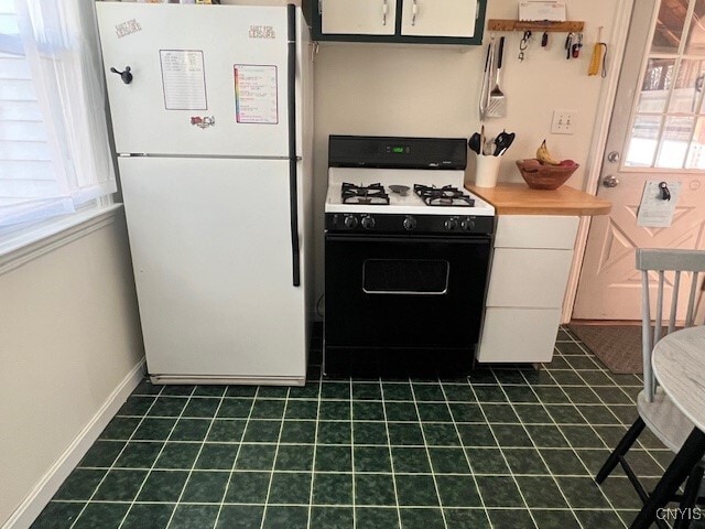 Building Photo - 302 Twin Elms Ln