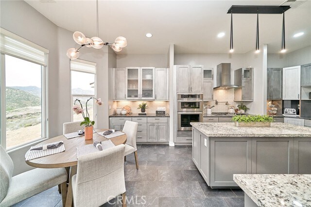Building Photo - 30480 Sparkle Dr