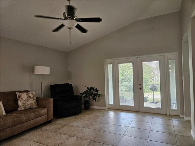Building Photo - 24415 Summer Wind Ct