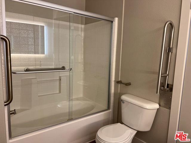 Building Photo - 1041 Glendon Ave