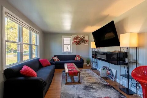 Building Photo - 5645 West Ln