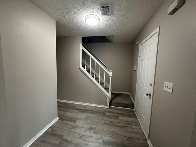 Building Photo - 115 Yatley Ct