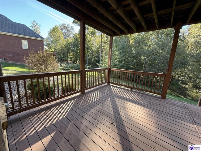 Building Photo - 107 Rhinestone Ct