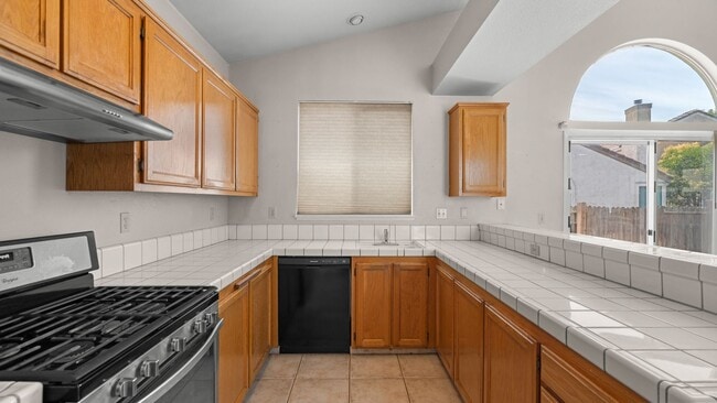 Building Photo - 957 McCoy Creek Cir
