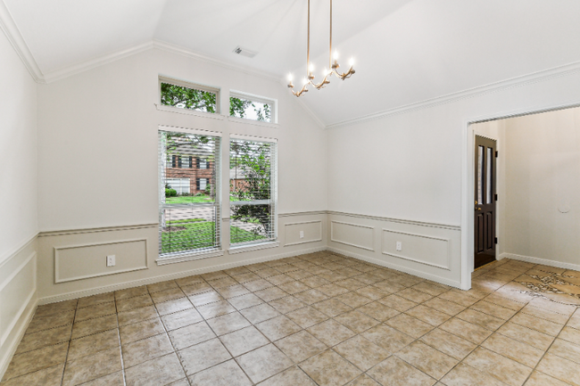 Building Photo - 3931 Bratton St