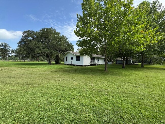 Building Photo - 2300 Bowler Rd
