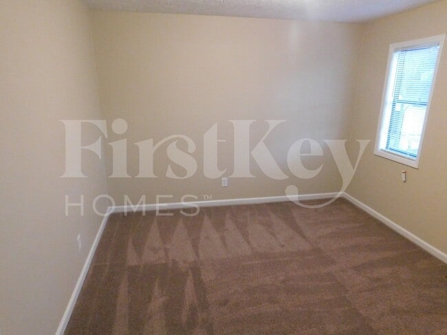 Building Photo - 212 Trickum Hills Ln