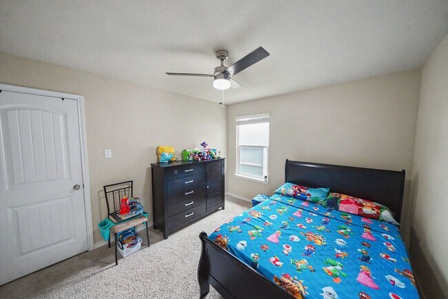 Building Photo - Spacious 4-Bedroom Retreat in Desirable Miller Ranch - Realtor Commission: $500