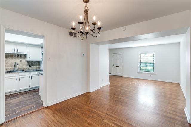 Building Photo - 6421 Bordeaux Ave