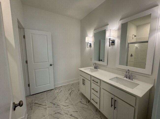 Building Photo - Spacious 4BR, 3BA Home in Aspire at New Ha...