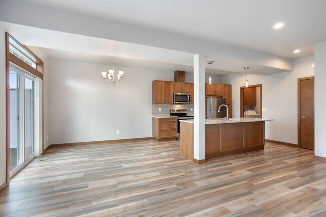 Building Photo - 313 Nooksack Ave