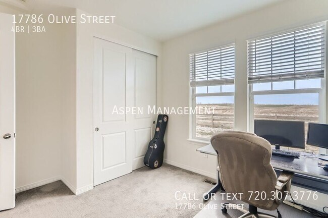 Building Photo - Bright and spacious 4BR, 3BA! Great location!