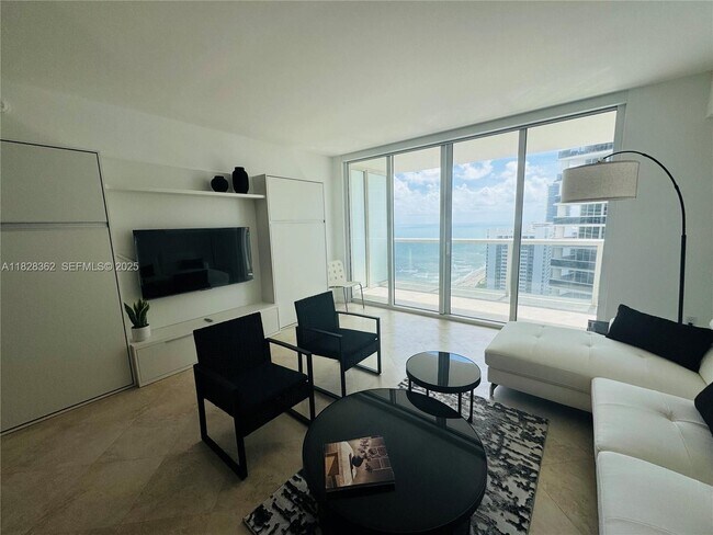 Building Photo - 1830 S Ocean Dr