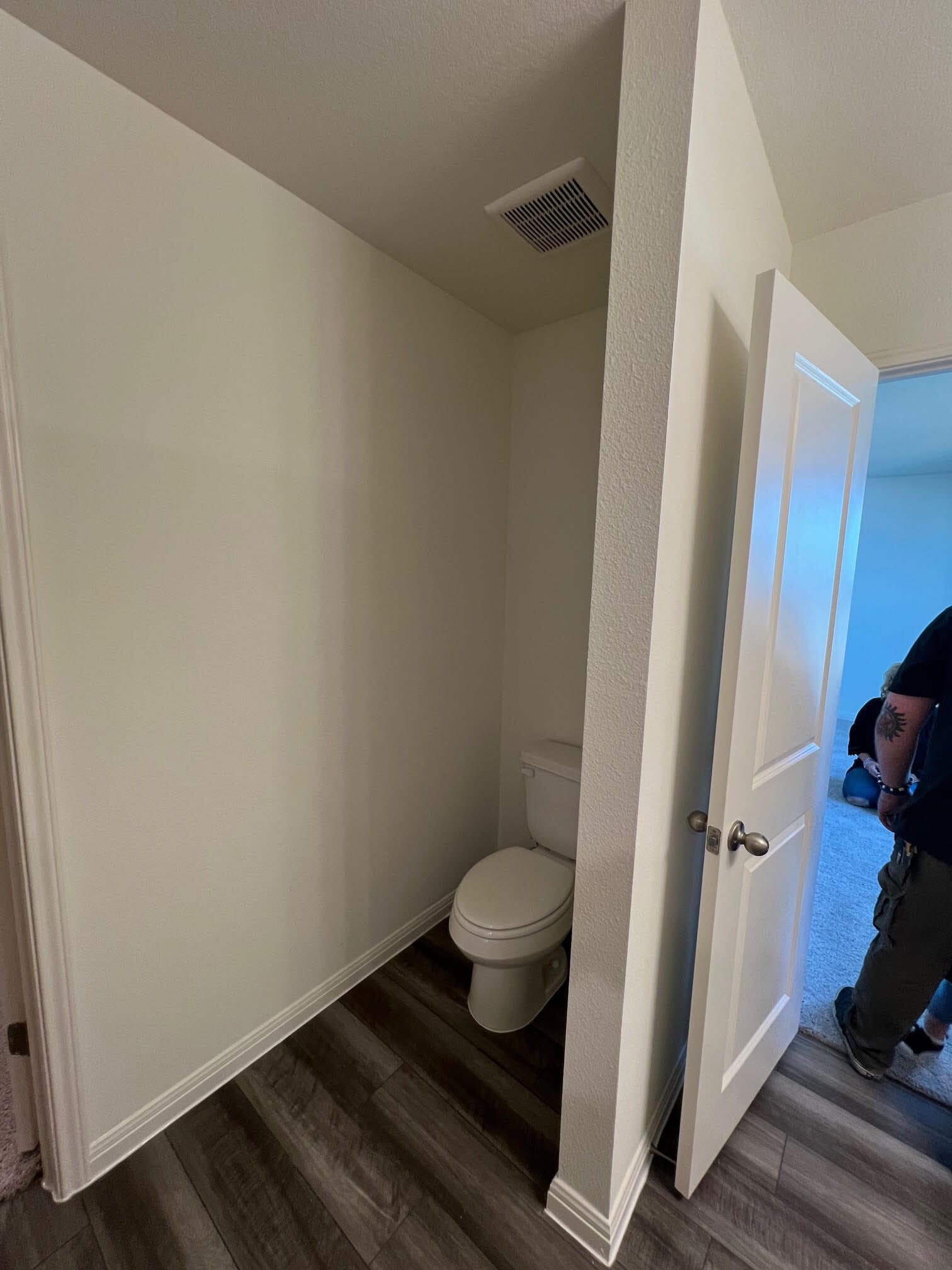 Master Bathroom - 407 Estuary Dr
