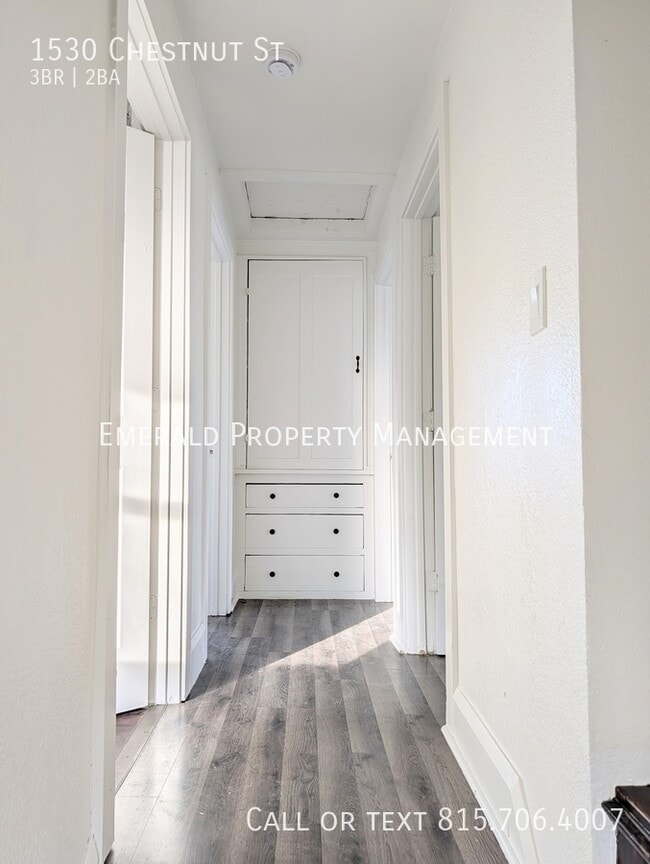 Building Photo - 1530 Chestnut St