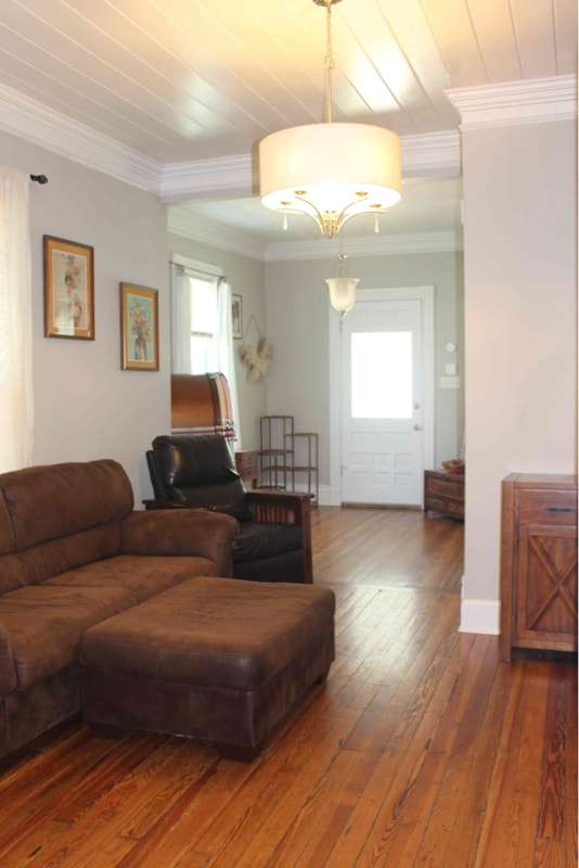 Building Photo - 639 Park St