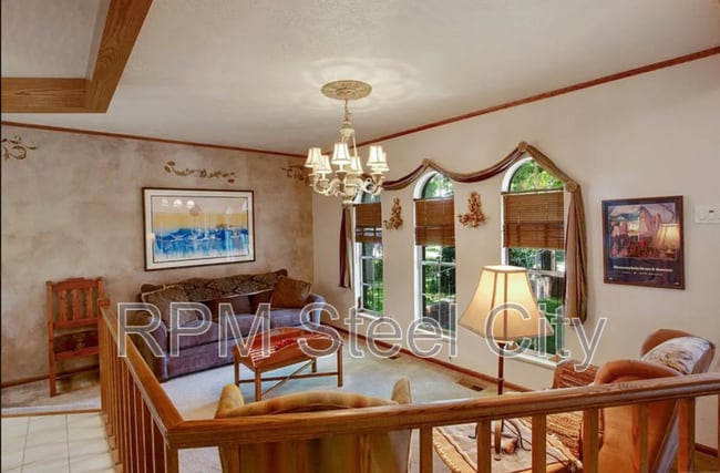 Building Photo - 2541 Taylor Ln