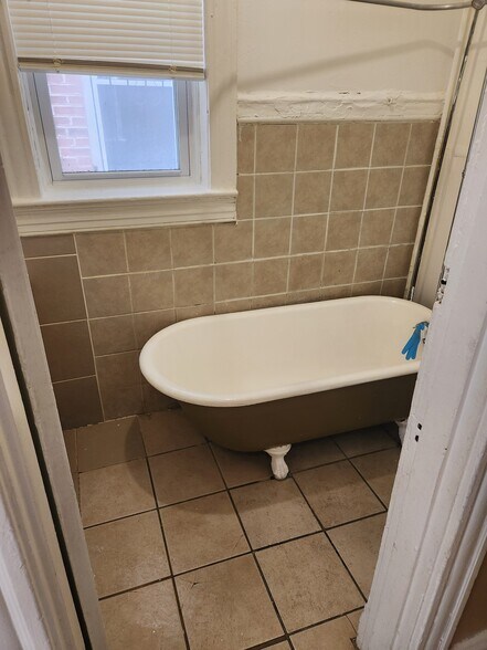 Building Photo - 4626 Enright Ave