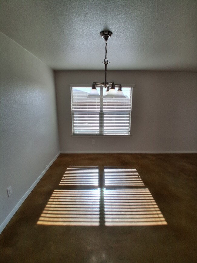 Building Photo - 1811 Indian Trail