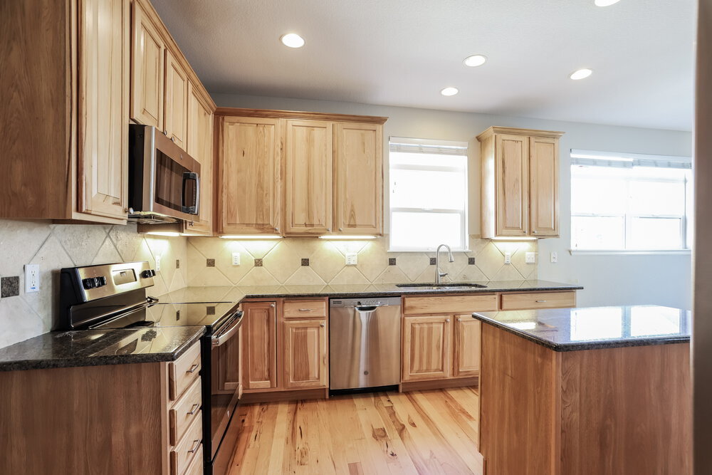 Building Photo - 1711 Red Poppy Dr