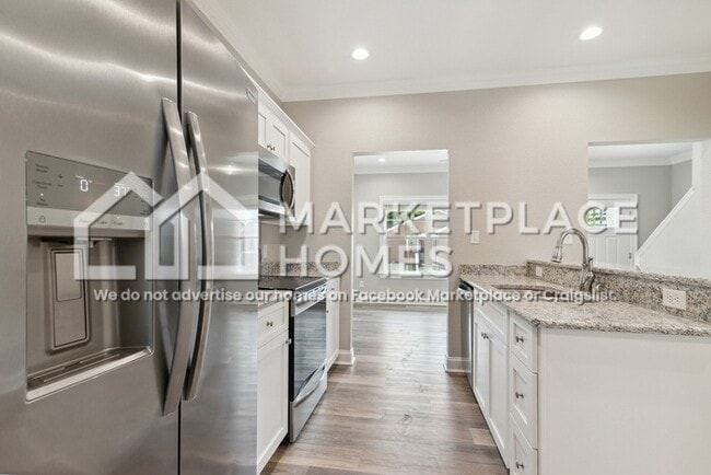 Building Photo - 542 Wilson St