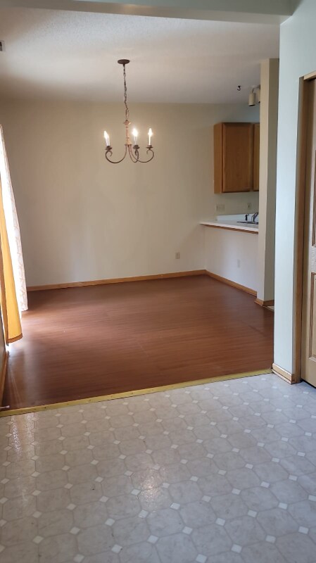 Building Photo - 665 Woodduck Dr