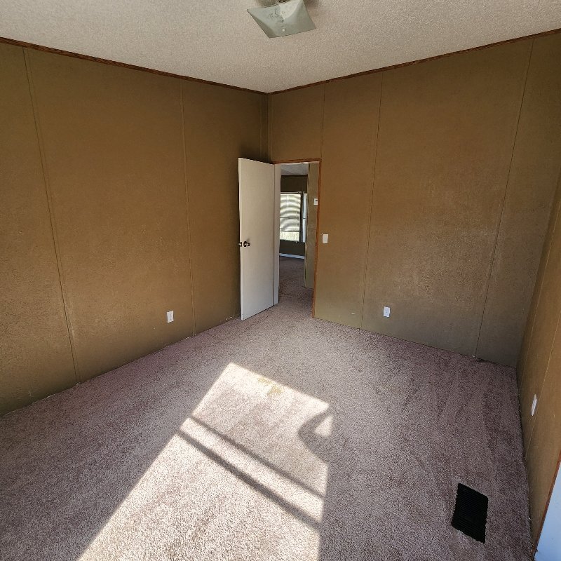 Building Photo - 15271 Country W Dr