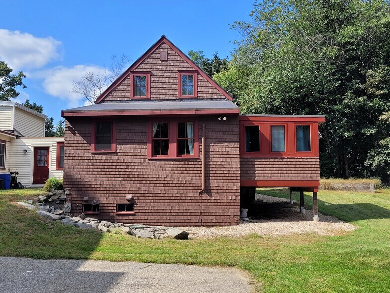 Building Photo - 46 Back River Rd
