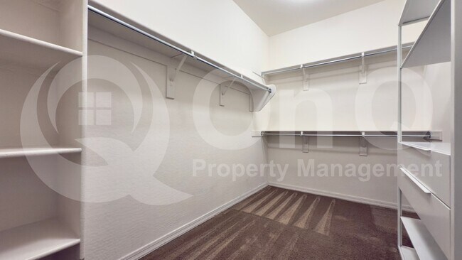 Building Photo - 41601 W Elm Dr