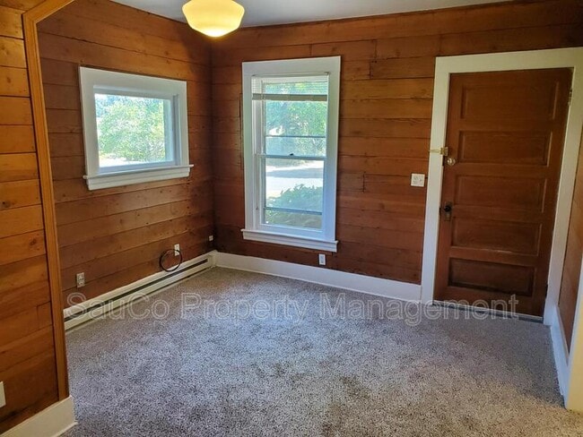 Building Photo - 2114  A. Street - 2